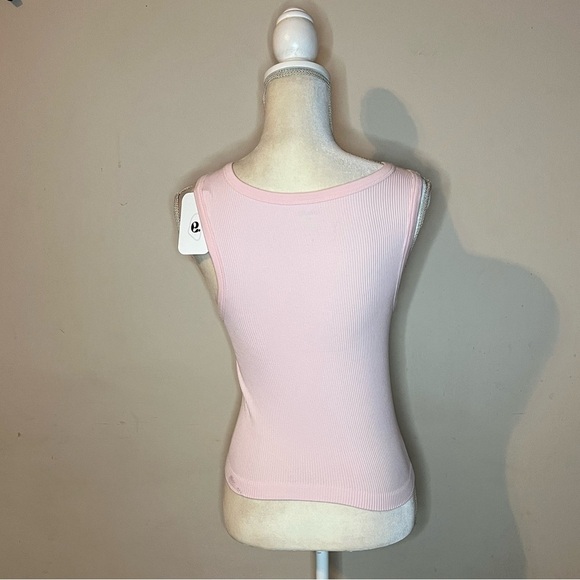 ⭐️Elodie Pink Sleeveless Women's Top - Picture 4 of 5